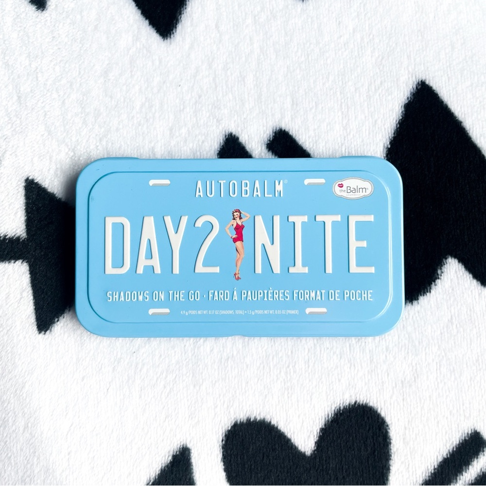 Autobalm Day2Nite Eyeshadow Palette